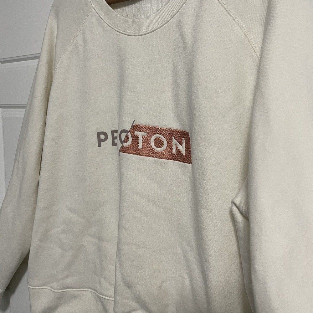 PELOTON Cream Raglan Sweatshirt Logo Pullover Athleisure Women's Size 2X - Picture 7 of 12